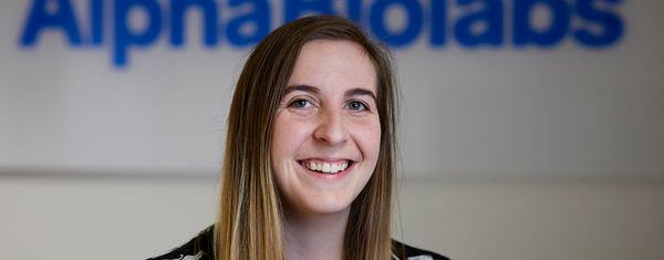 Local laboratory leads the way on prenatal paternity testing - Warrington Chamber of Commerce